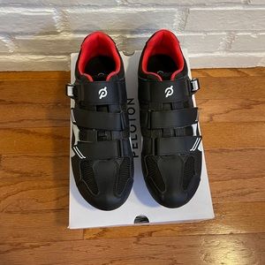 Peloton shoes with cleats - LIKE NEW
